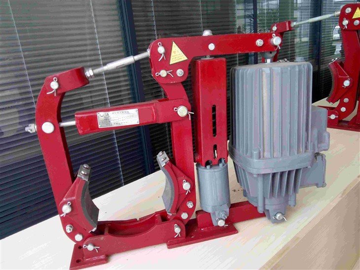 YWE TWO-STAGE ELECTRO-HYDRAULIC DRUM BRAKES